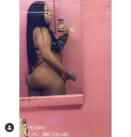 @glamorousstl