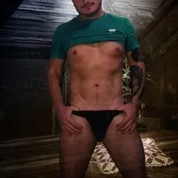 @reikileo