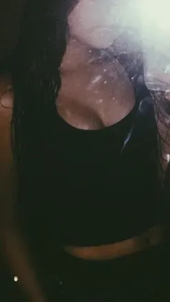 @thebrunette22