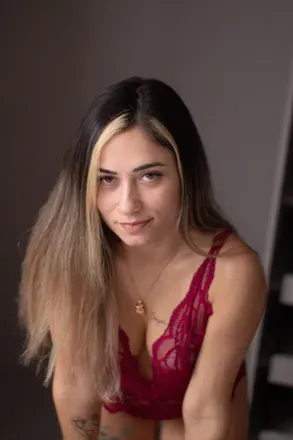 @dhepires