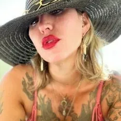 @bikinimomlight