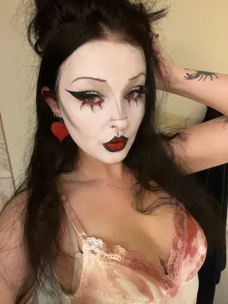 @goddessviolethunnybun