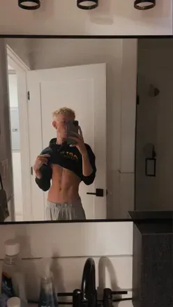 @thatshytwink
