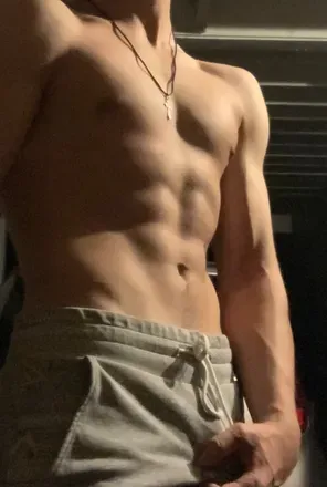 @imzayo