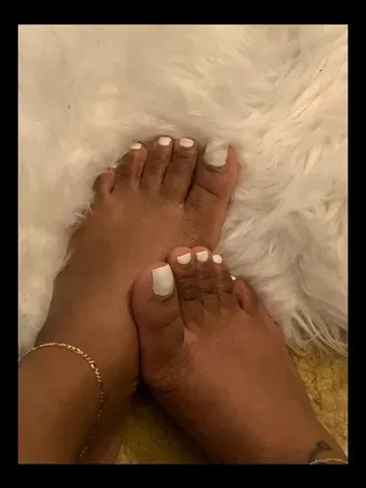 @footsylover