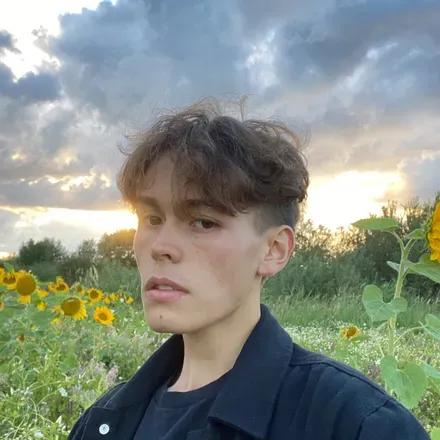 @kai_burian
