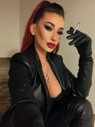 @mistressamandaa