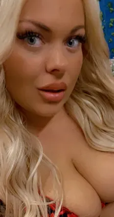 @brattybitchxo33
