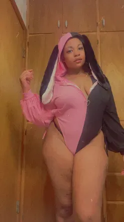 @shiannanelson