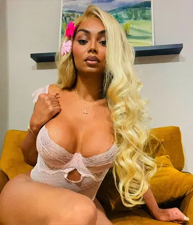 @evillyndpaula