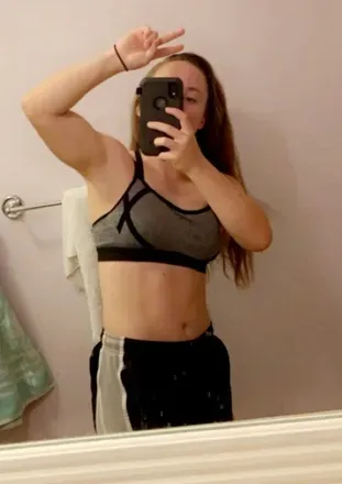 @officialcarolinesimpson