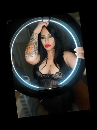 @sashathenursenextdoor