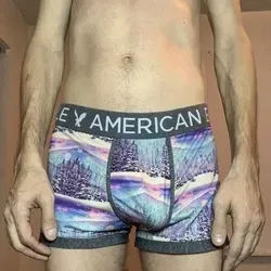 @lovesunderwear
