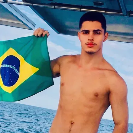 @caioalvarenga