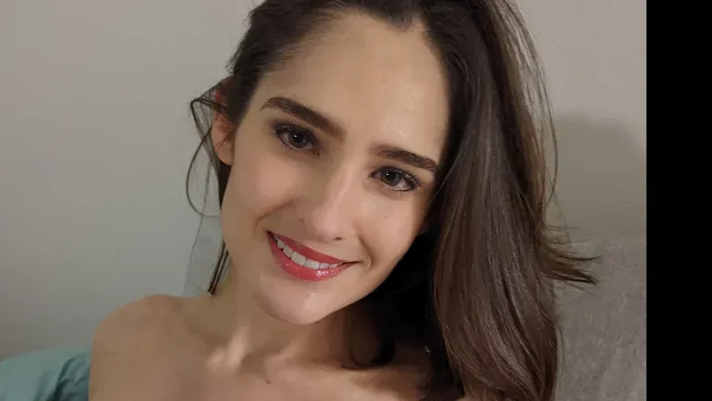 @ava_alex