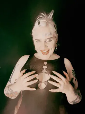@miss.doom