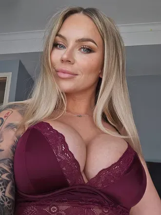 @bigbootybritish