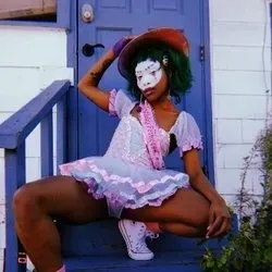 @clussytheclown
