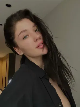 @annaaxe
