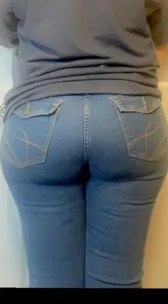 @bigredbootylicious