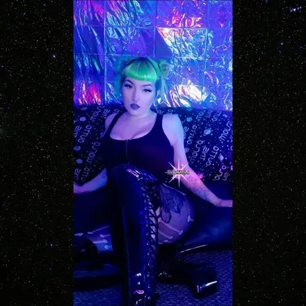 @aliienaliivip