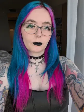 @alexealtgirl