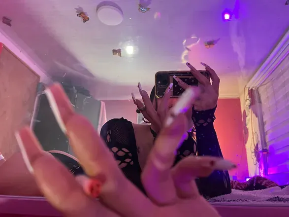@x_moonshine