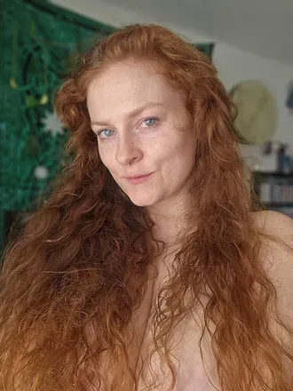 @rheacreates