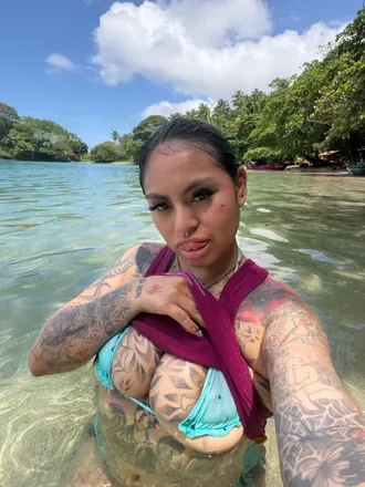 @kanfitinmypussy