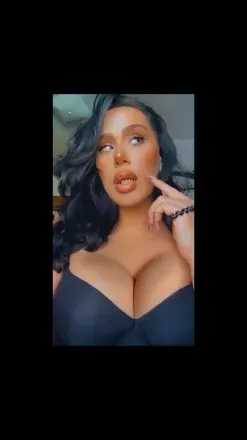 @bellachairez86
