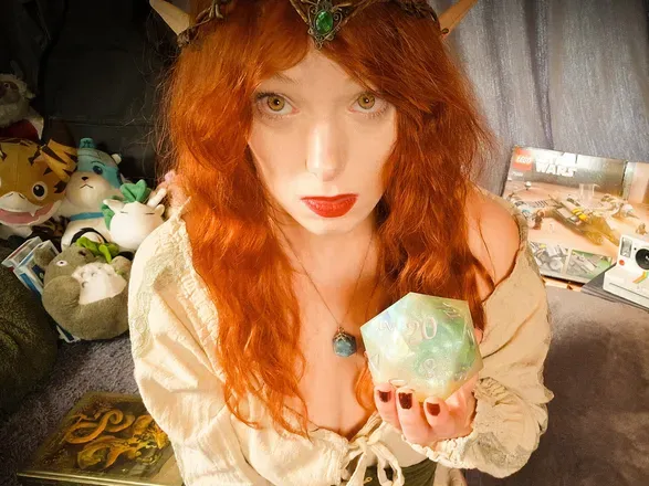 @cinnamonkitsune