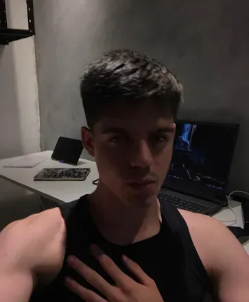 @hectorluiz