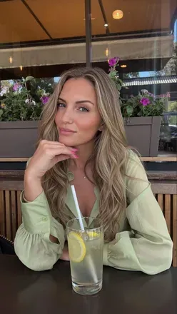 @realelizajayne