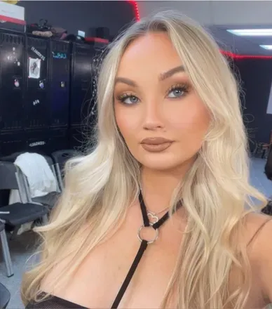 @khloeklark00