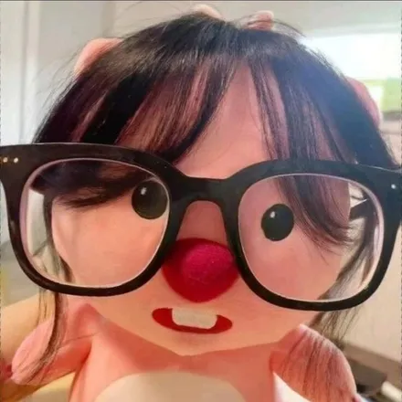 @sassysenpai69