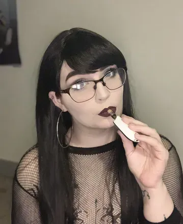 @blackleatherdahlia