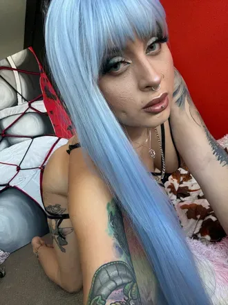 @ellezworld_