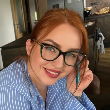@redheadragonmodel