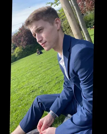@youngsinnernaughyboi