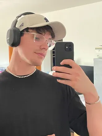 @twink.levi