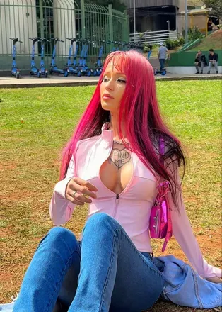 @skinny_brazilian