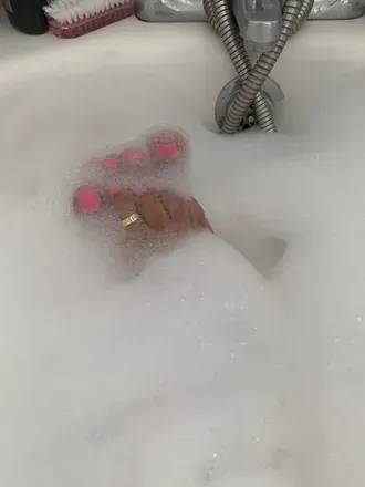 @footsie1hundred