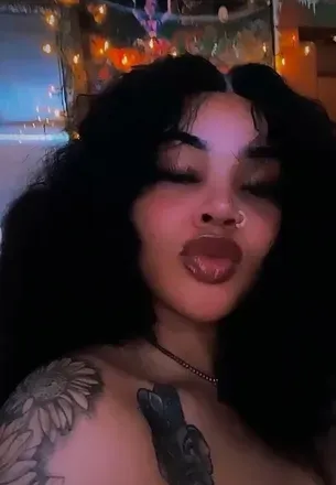 @lil.02pinky19