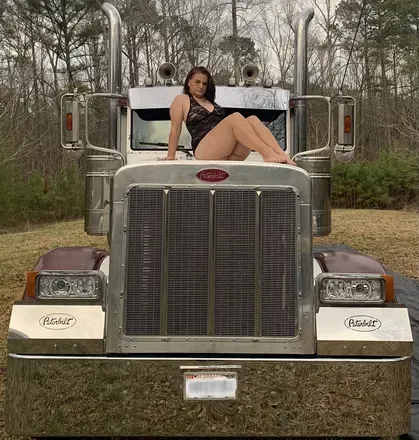 @trucker_gurl30
