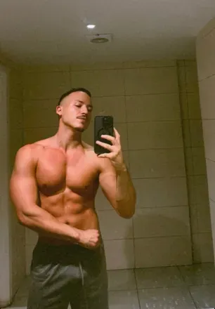 @apolojizz