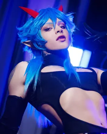 @tiredvampire