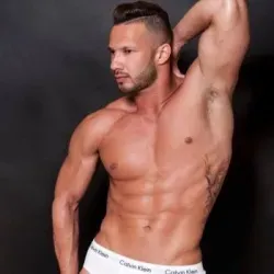 @caquinno