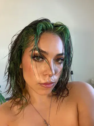 @tittysrus