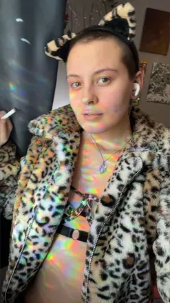 @v.marie13