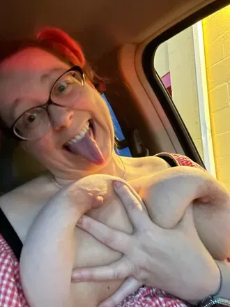 @jennythesub69